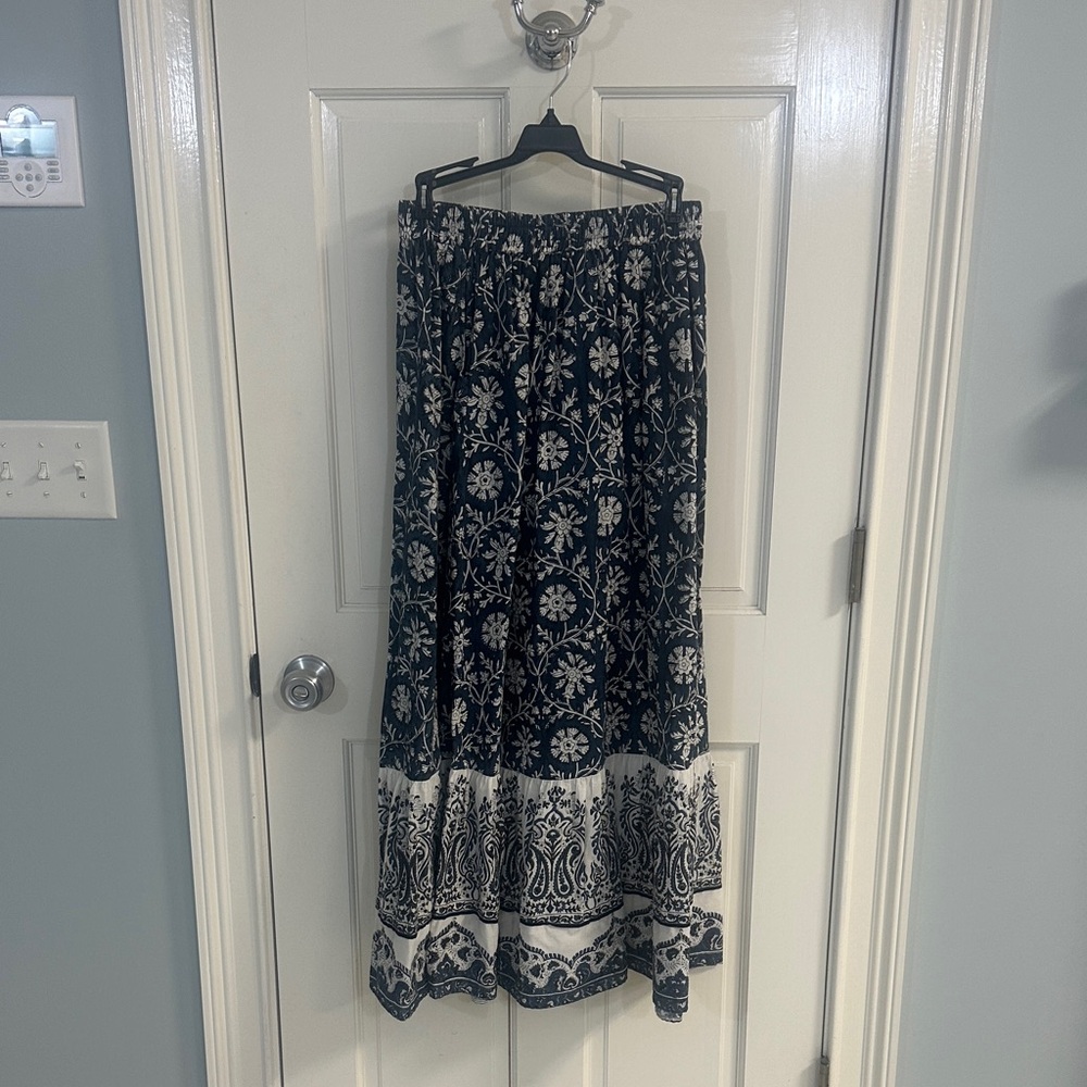 Sue Sartor 2 piece shirt and skirt - Picture 3 of 4